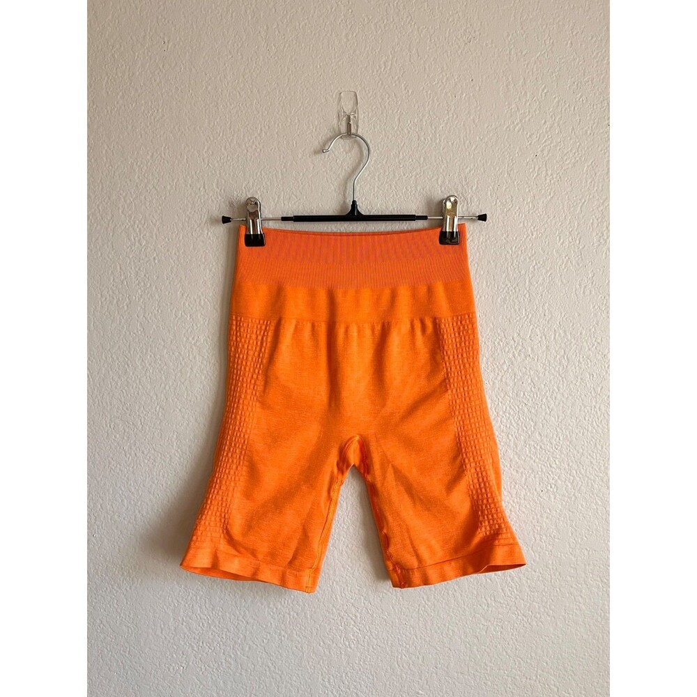 Alphalete Seamless Biker Shorts in Dreamsicle Size SMALL